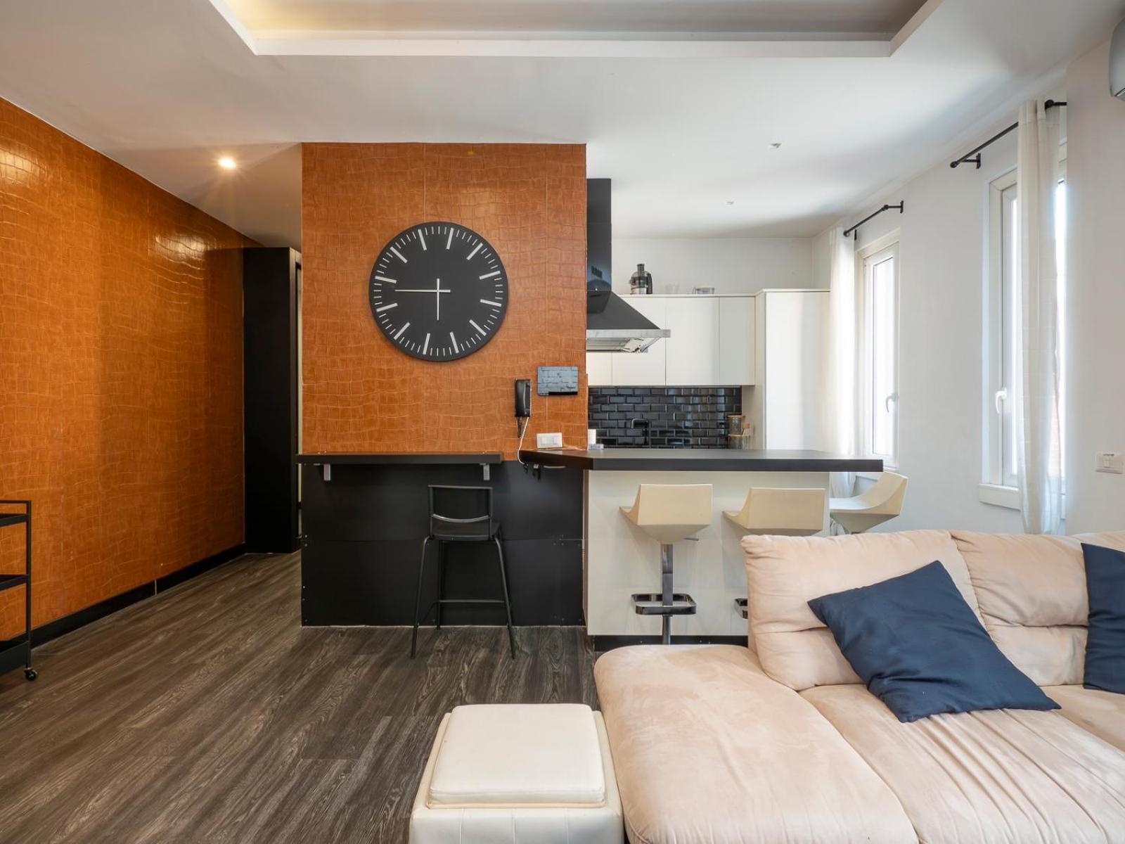 Xenia - Spacious Four-room In Moscova Appartement