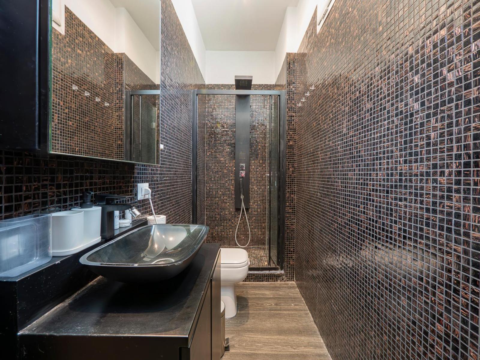 Xenia - Spacious Four-room In Moscova *