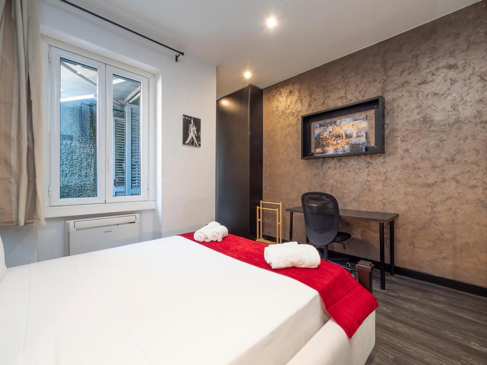 Xenia - Spacious Four-room In Moscova Appartement